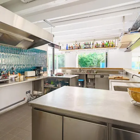 Bed & Breakfast Familiale A Biarritz, Parc Prive, Pelote Basque & Boulodrome Biarritz