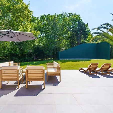 Bed & Breakfast Familiale A Biarritz, Parc Prive, Pelote Basque & Boulodrome 3*