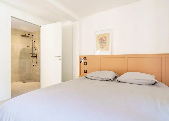 Familiale A Biarritz, Parc Prive, Pelote Basque & Boulodrome Bed & Breakfast Biarritz