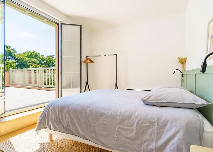 Bed & Breakfast Familiale A Biarritz, Parc Prive, Pelote Basque & Boulodrome 4*