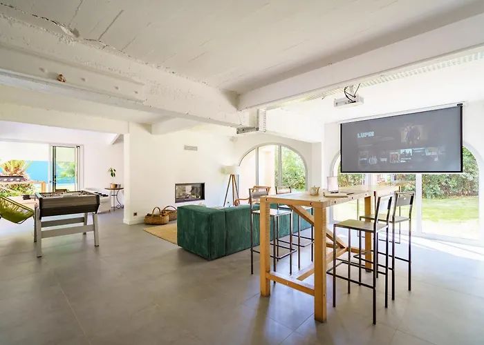 Familiale A Biarritz, Parc Prive, Pelote Basque & Boulodrome 4*