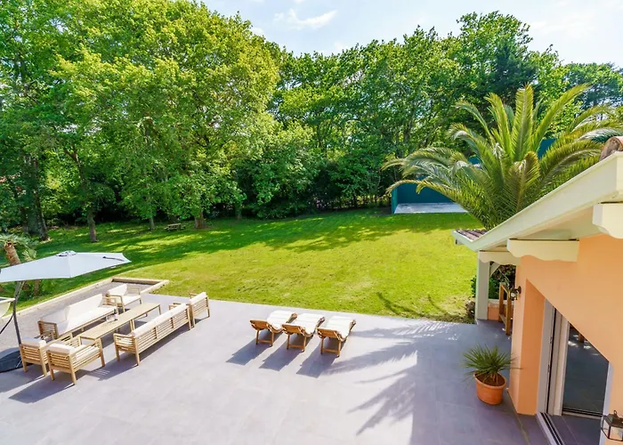 Bed & Breakfast Familiale A Biarritz, Parc Prive, Pelote Basque & Boulodrome 4*