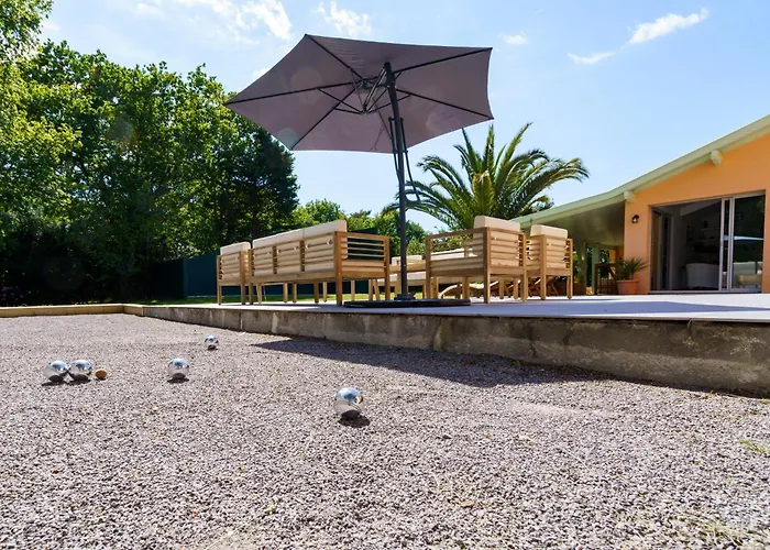 Familiale A Biarritz, Parc Prive, Pelote Basque & Boulodrome 4* Biarritz