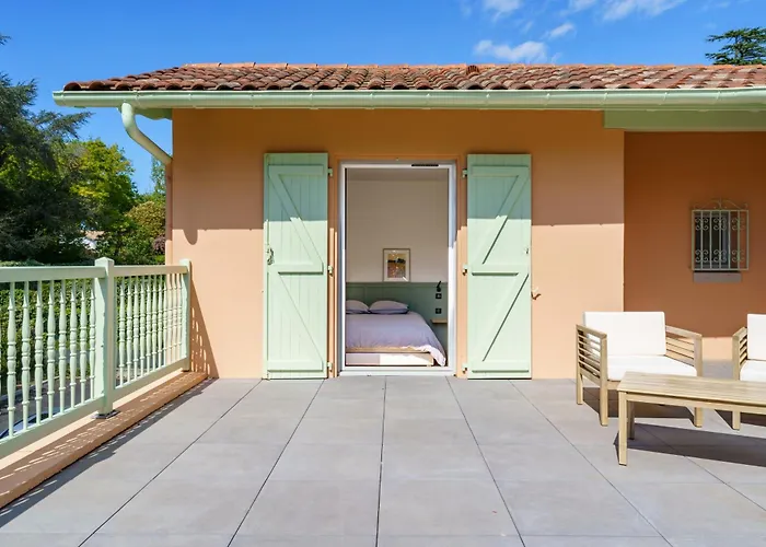 Familiale A Biarritz, Parc Prive, Pelote Basque & Boulodrome 比亚里茨